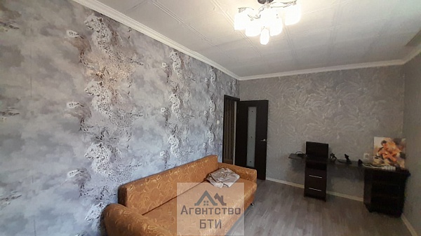 2-к квартира, 49 кв.м., Верхне-Набережная ул., 19 2-к квартира, 49 кв.м., Верхне-Набережная ул., 19